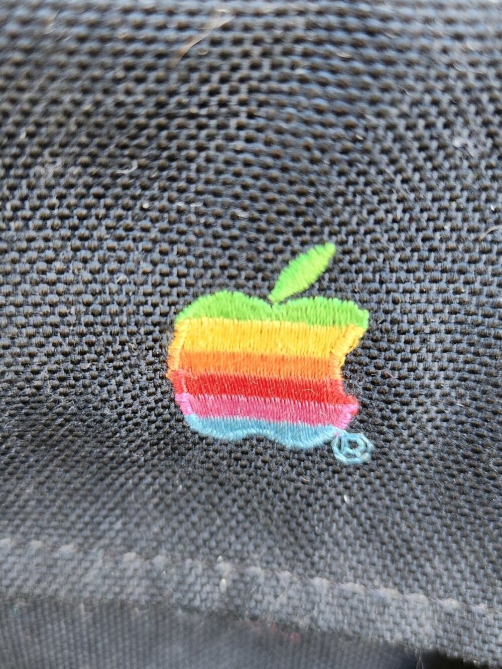 Macintosh Laptop Bag Portfolio Carrying Case Crossbody Black Rainbow Apple Logo - Picture 2 of 10